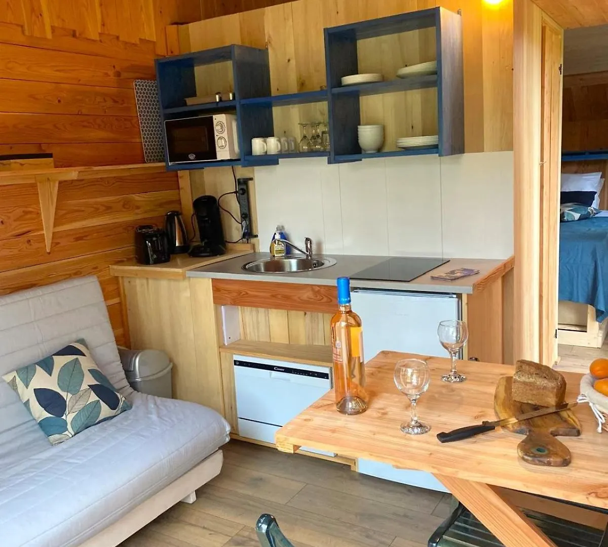 Campsite Chalets De L'Oasienne Lissac et Mouret