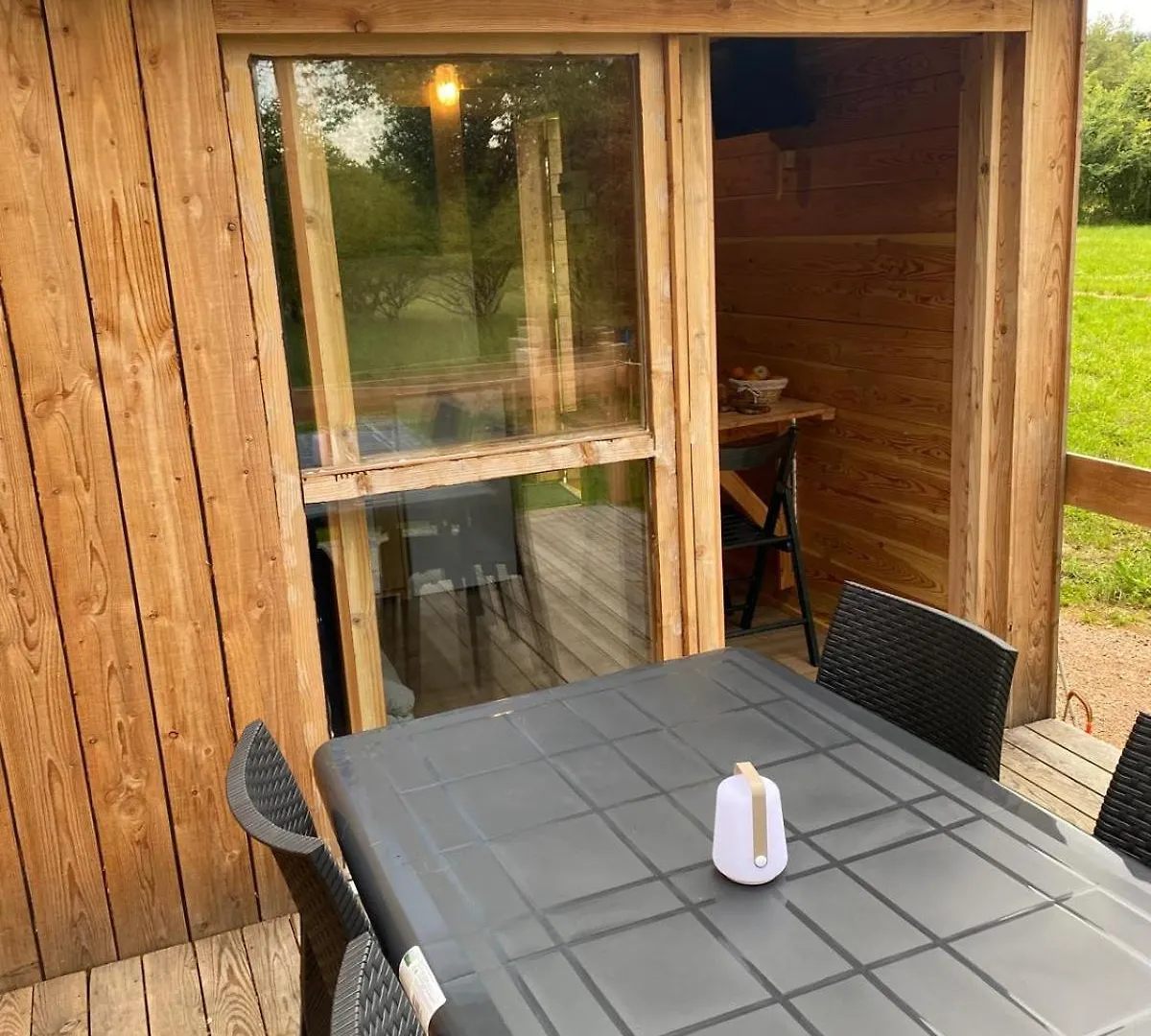 Chalets De L'Oasienne Lissac et Mouret